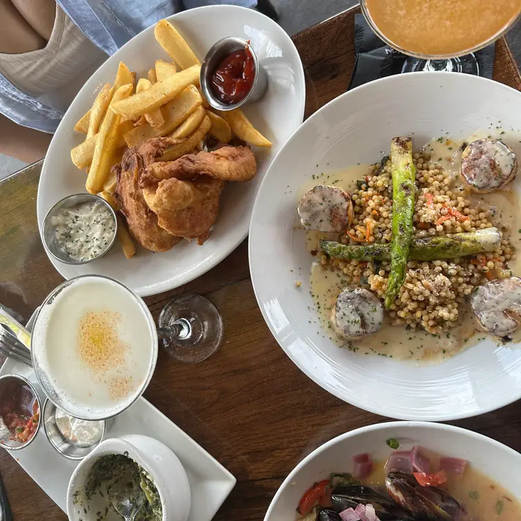 Photo credit: opentable