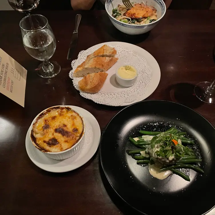 Photo credit: opentable