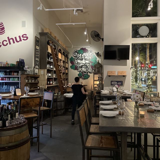 Photo credit: opentable