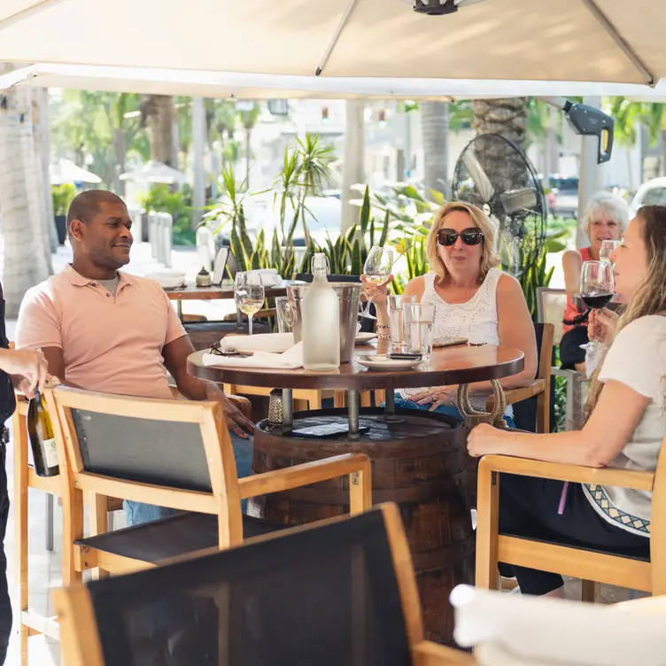 Photo credit: opentable
