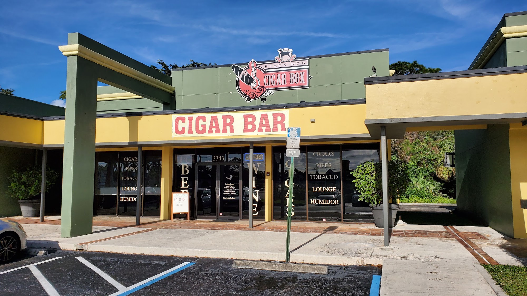 Black Dog Cigar Bar