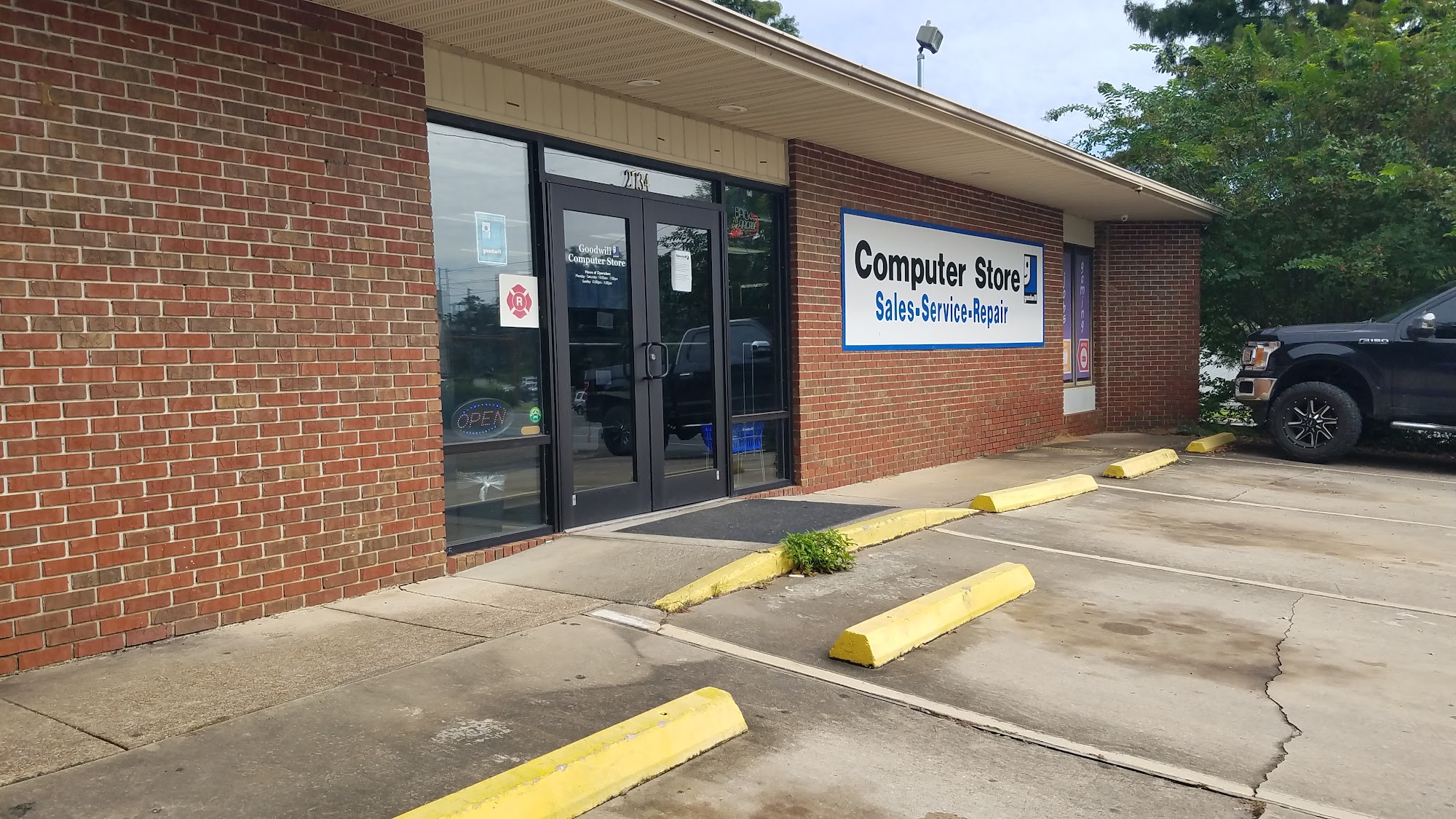 Goodwill Computer Store