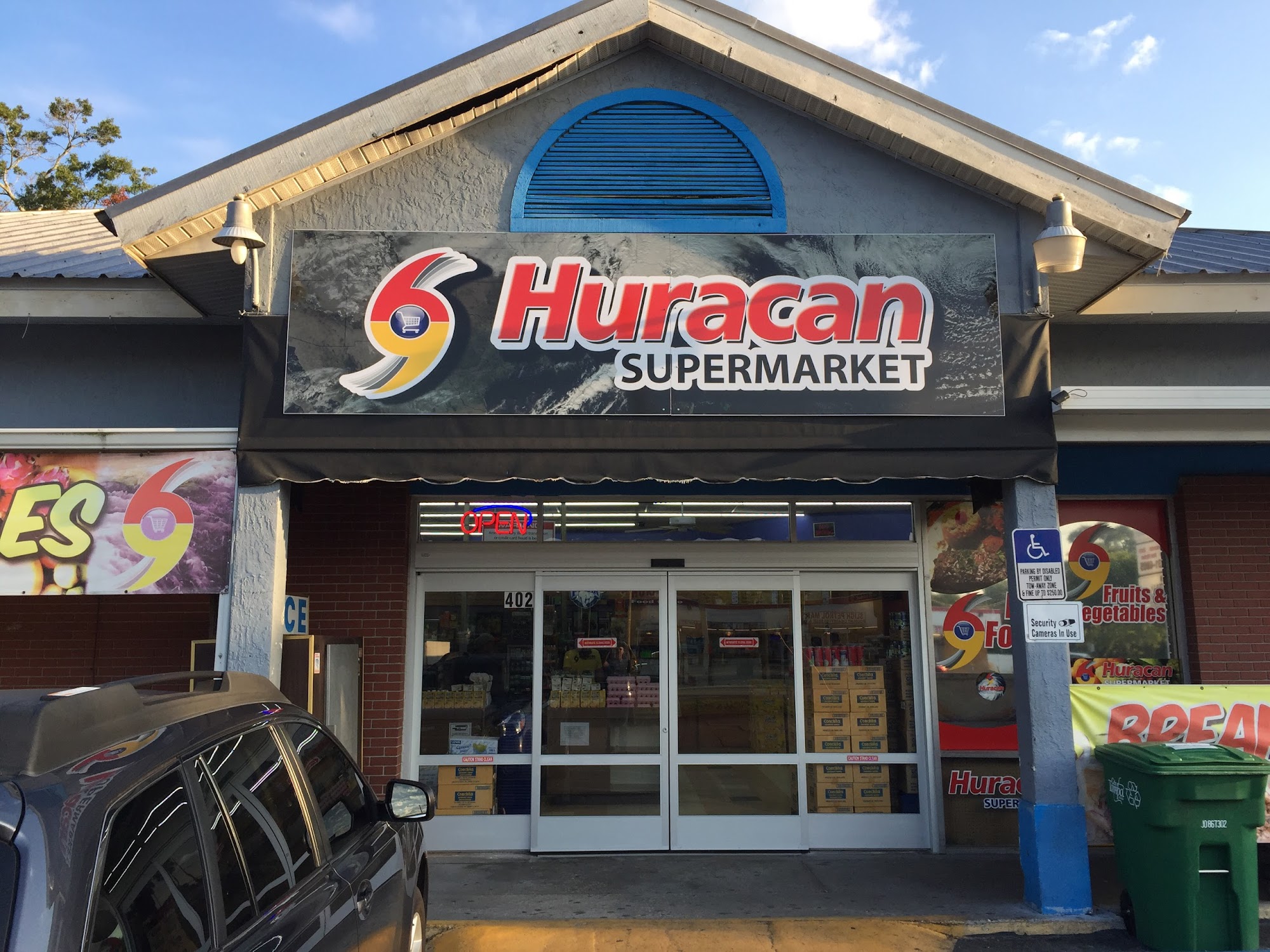 Huracan Supermarket