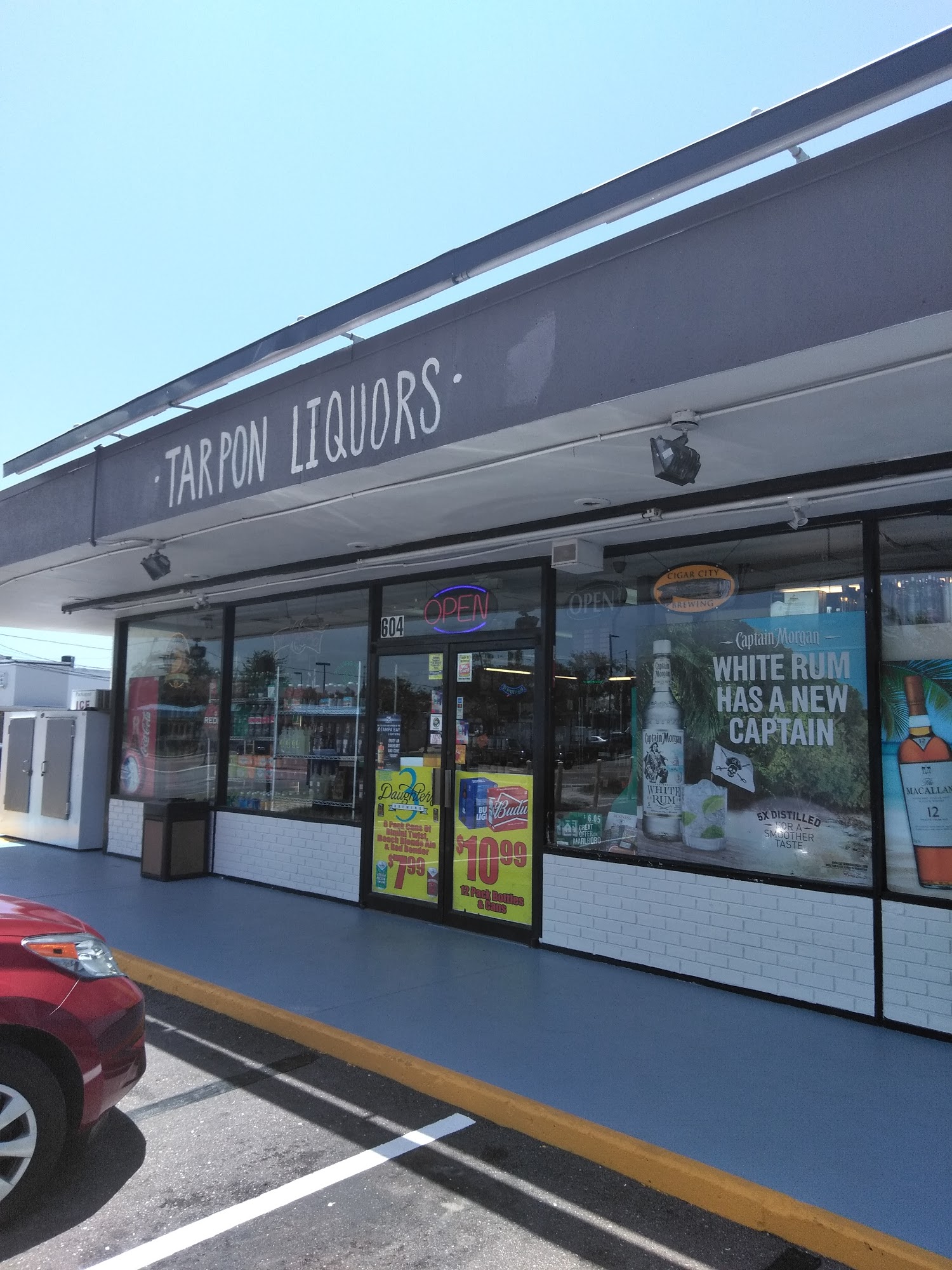 Tarpon Liquors