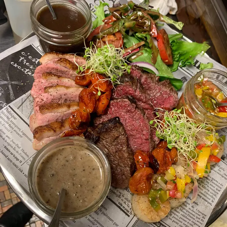 Photo credit: opentable