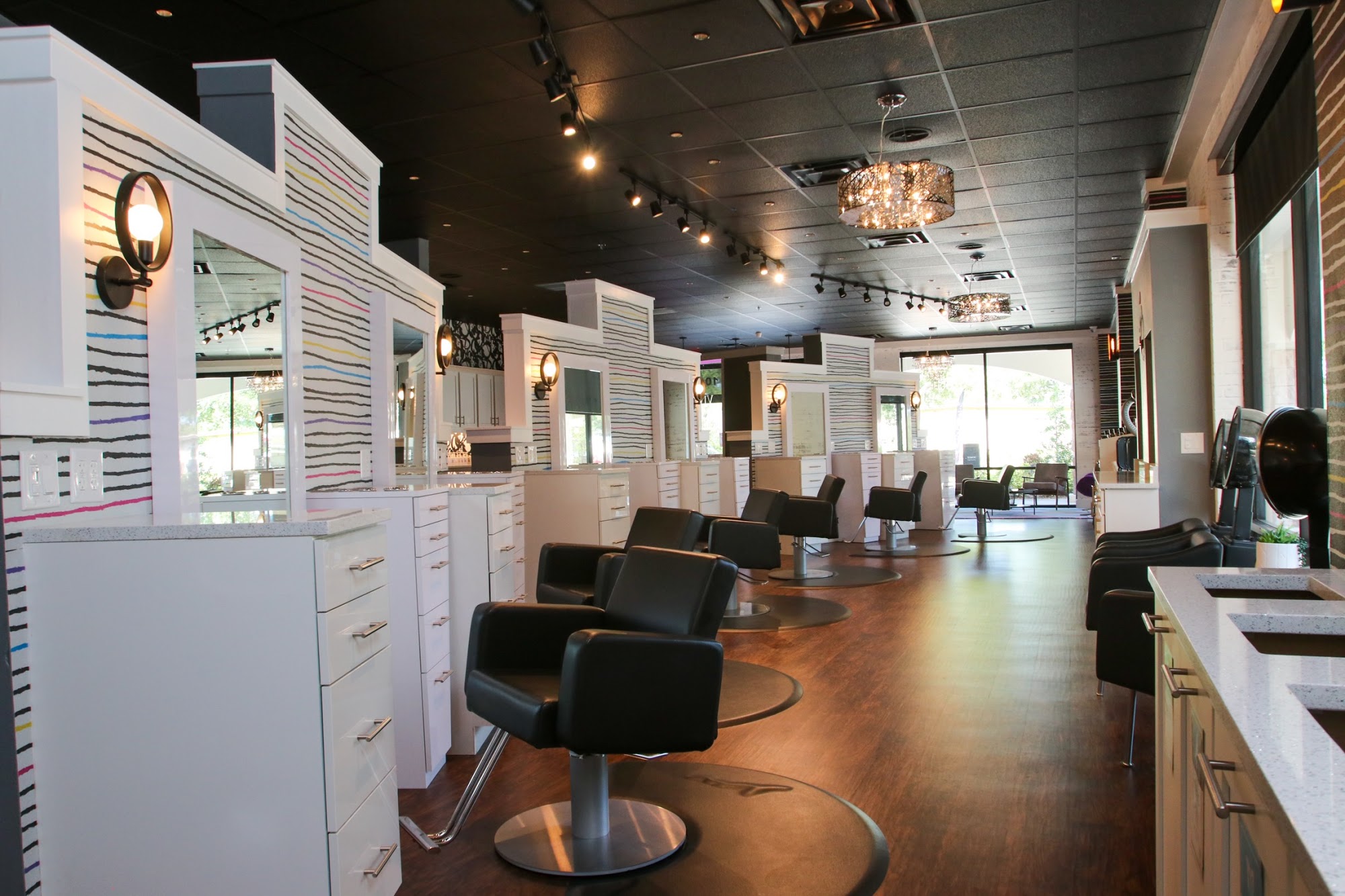 Vivid Rose Hair Salon