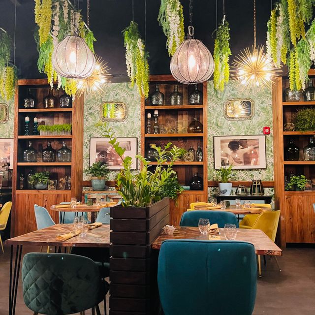 Photo credit: opentable