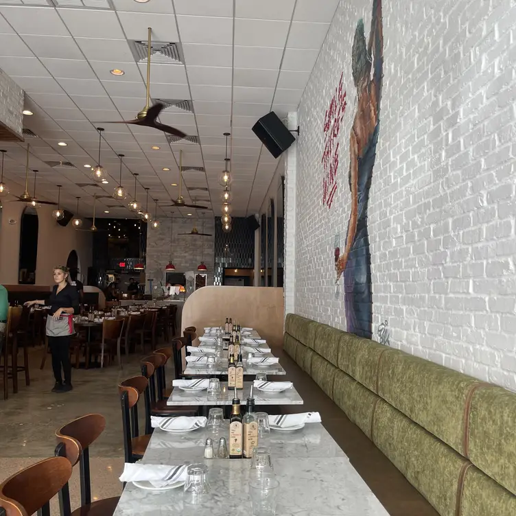 Photo credit: opentable