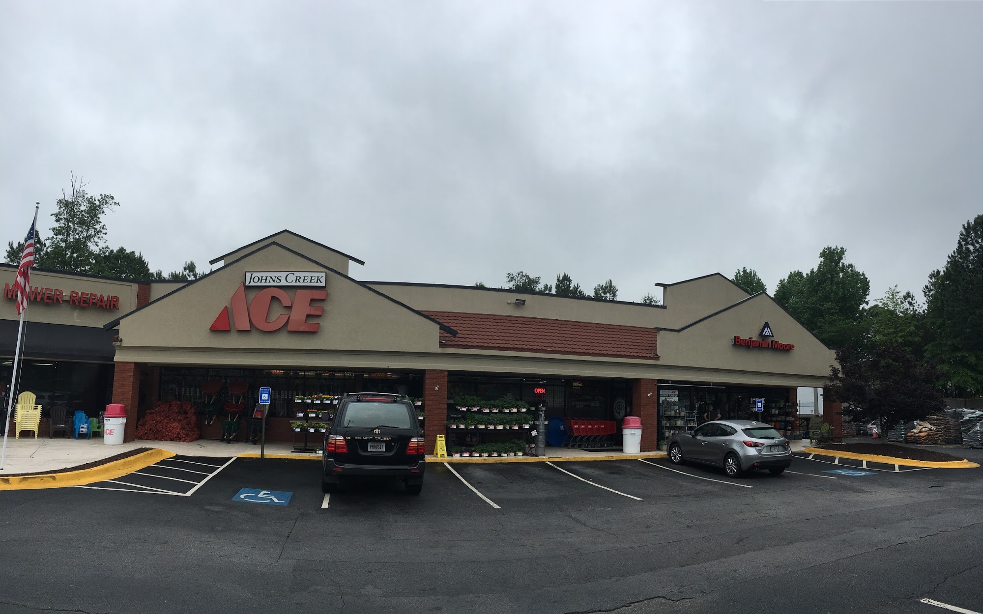 John's Creek Ace Hardware