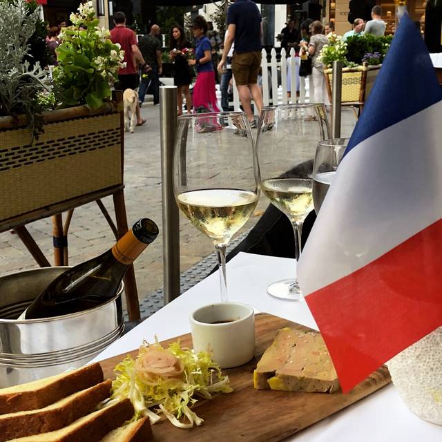 Photo credit: opentable