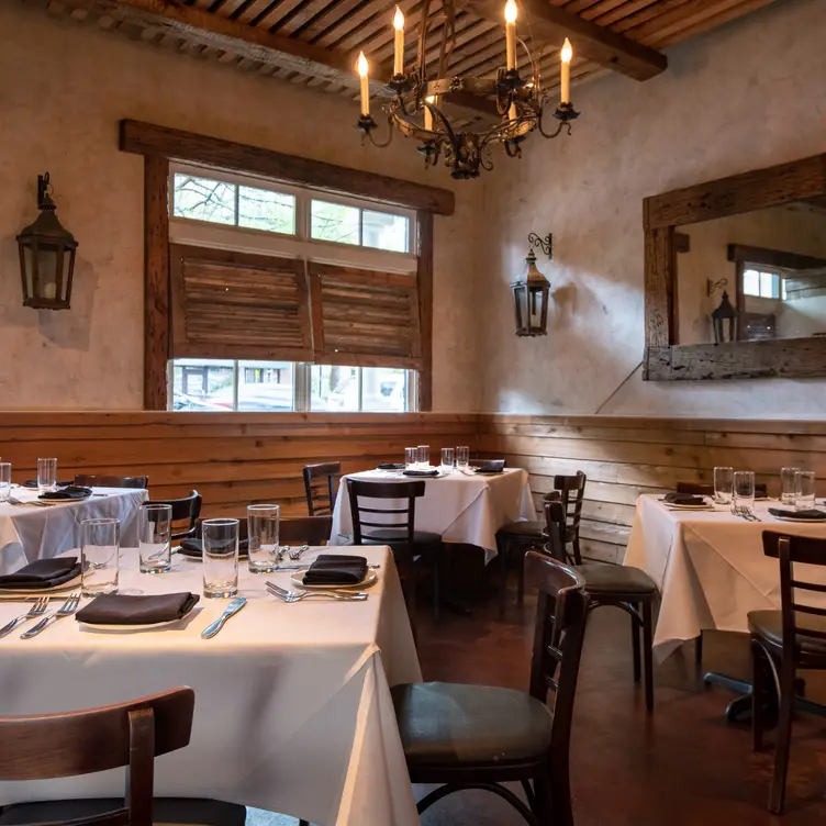 Photo credit: opentable