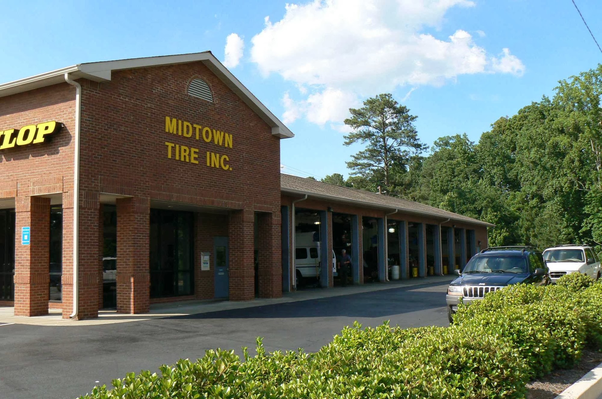 Midtown Tire - Toco Hills