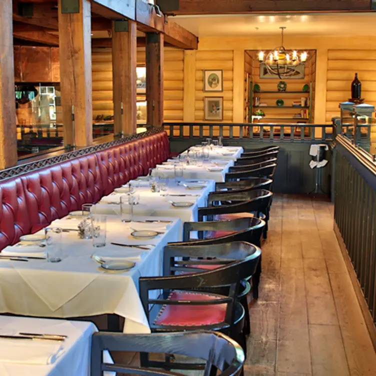 Photo credit: opentable
