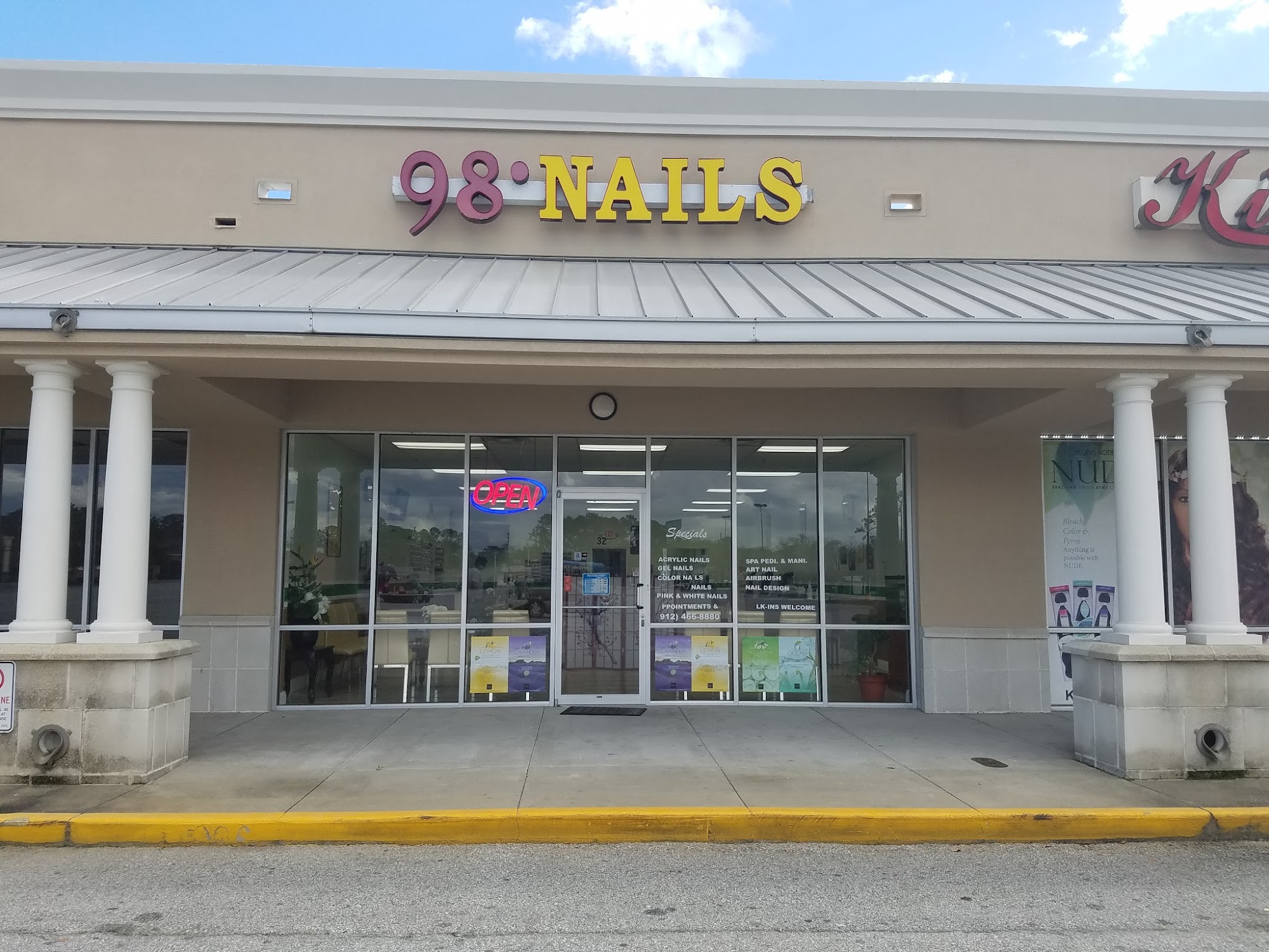 98 Degree Nails Salon