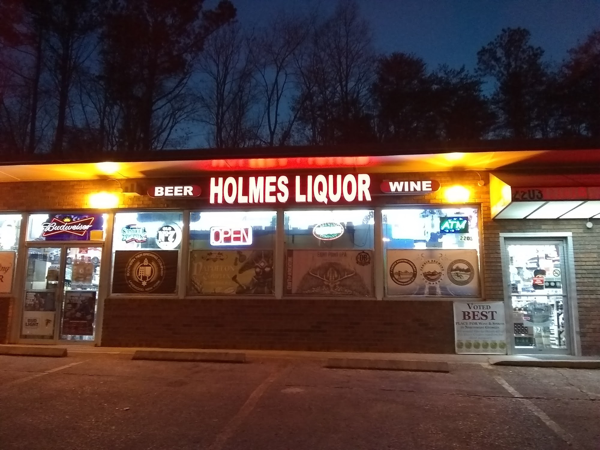 Holme's Liquor