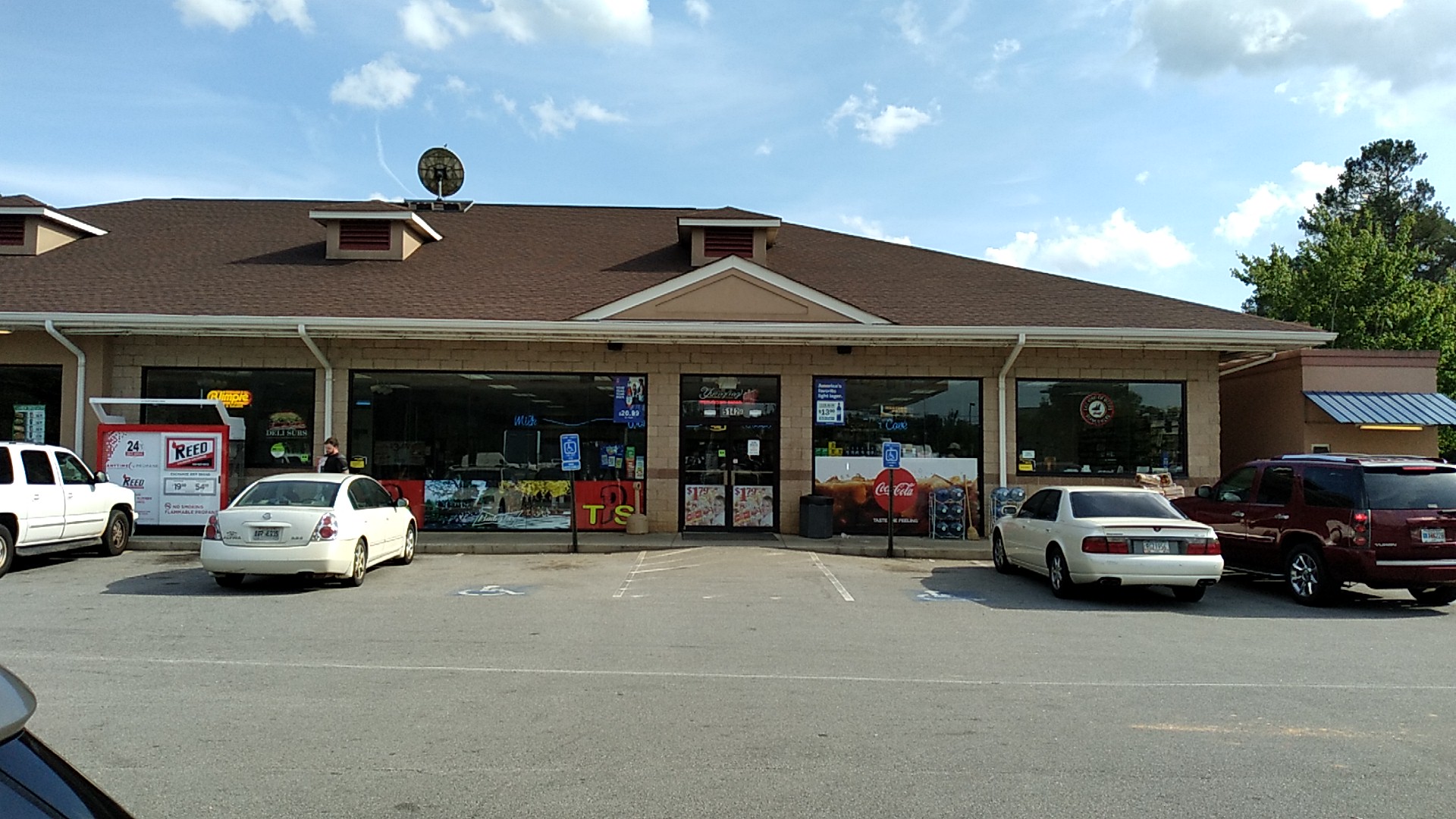 TPS Gas Station