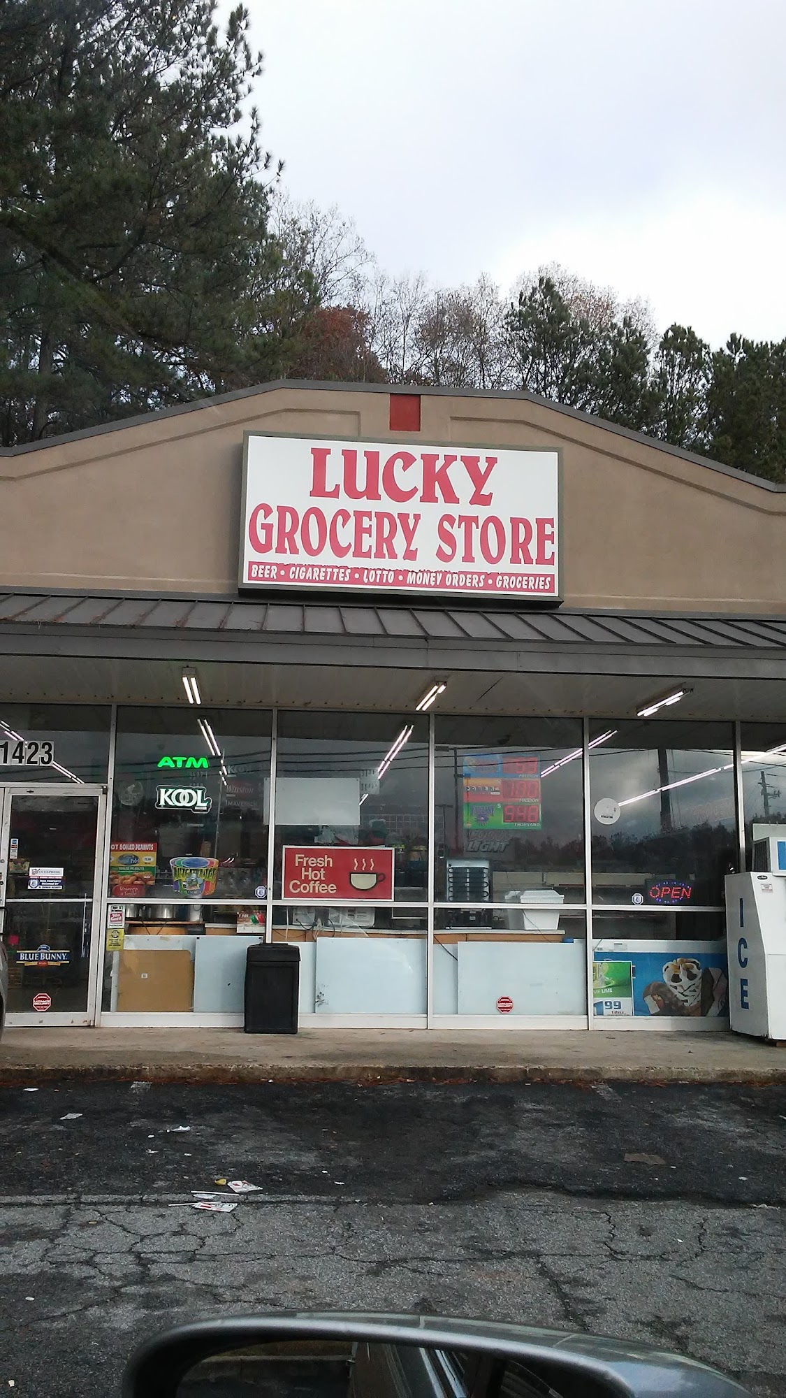 Lucky Grocery