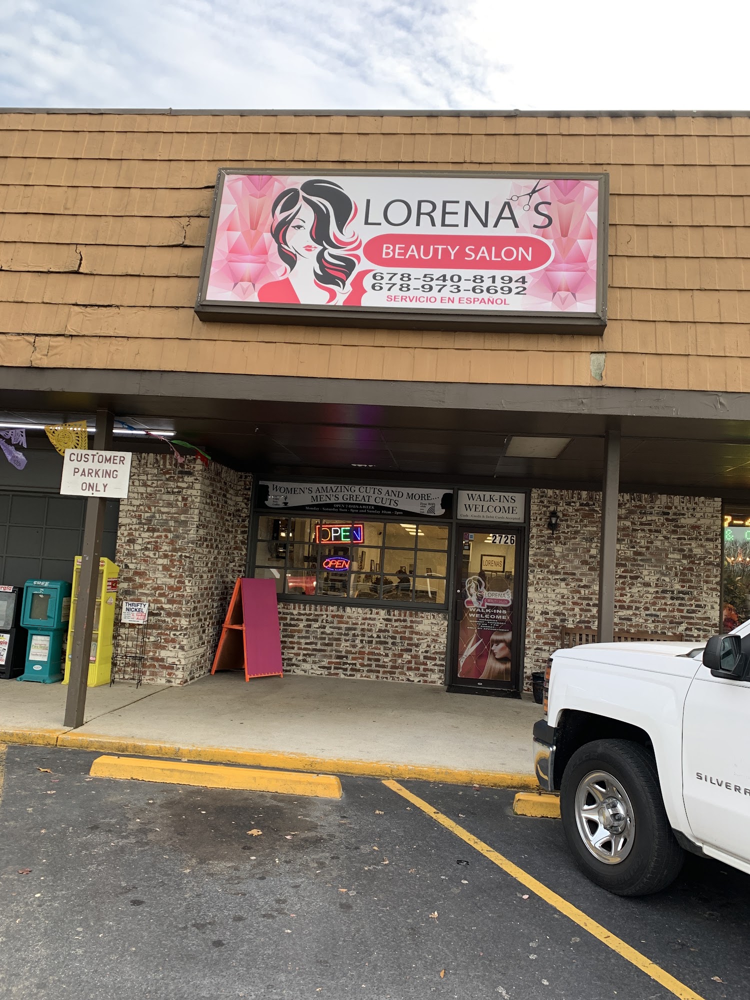 Lorena's Beauty Hair salon