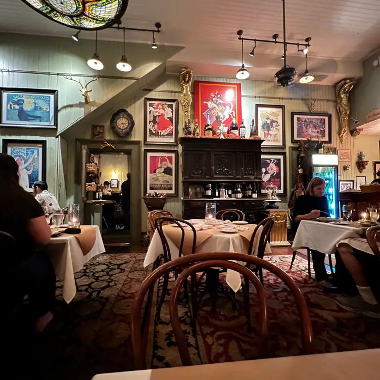Photo credit: opentable