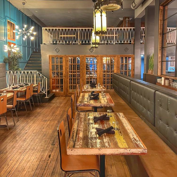 Photo credit: opentable