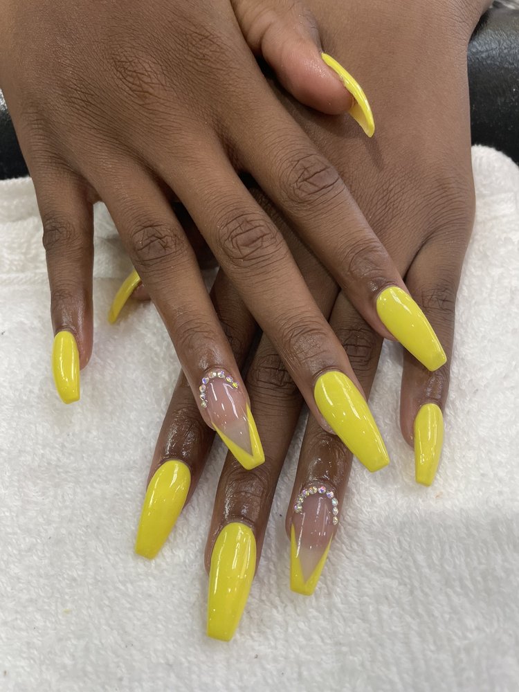 Jolie's Nails 1021 Hwy 19 North, STE B, Thomaston Georgia 30286