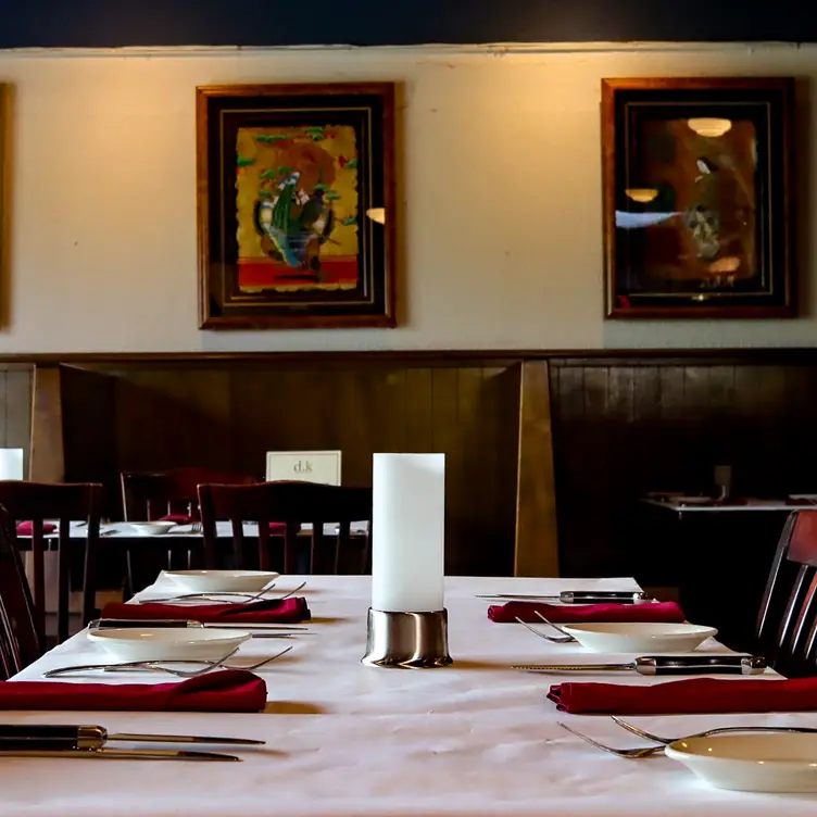 Photo credit: opentable