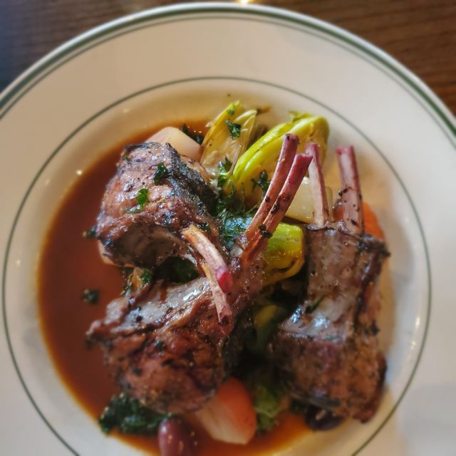 Photo credit: opentable