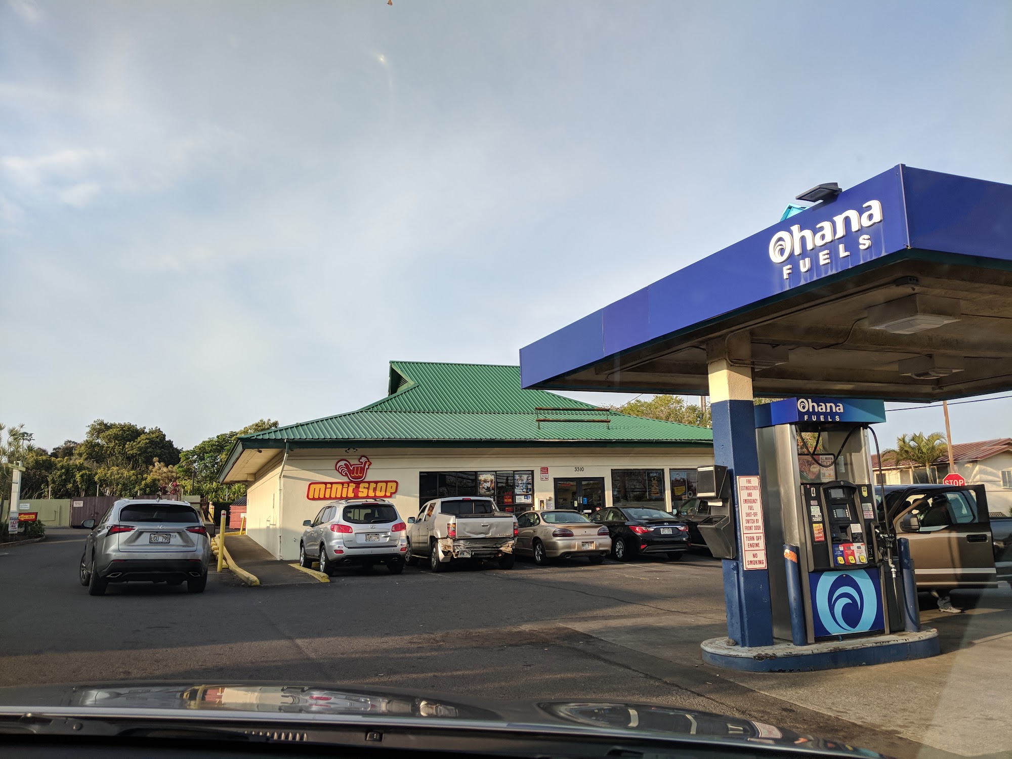 Minit Stop Pukalani - Fried Chicken, Convenience Store and Gas Station