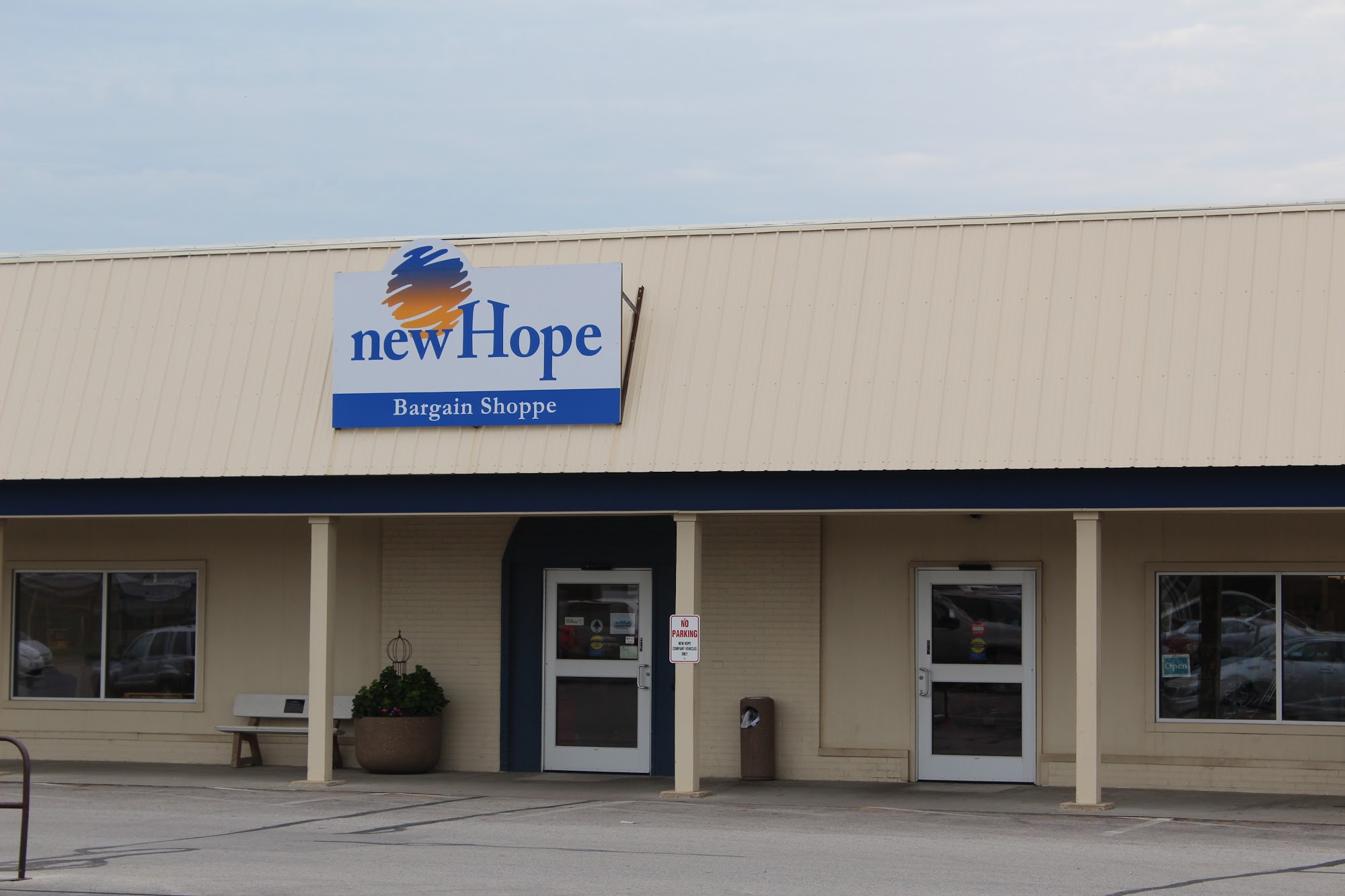 New Hope Bargain Shoppe