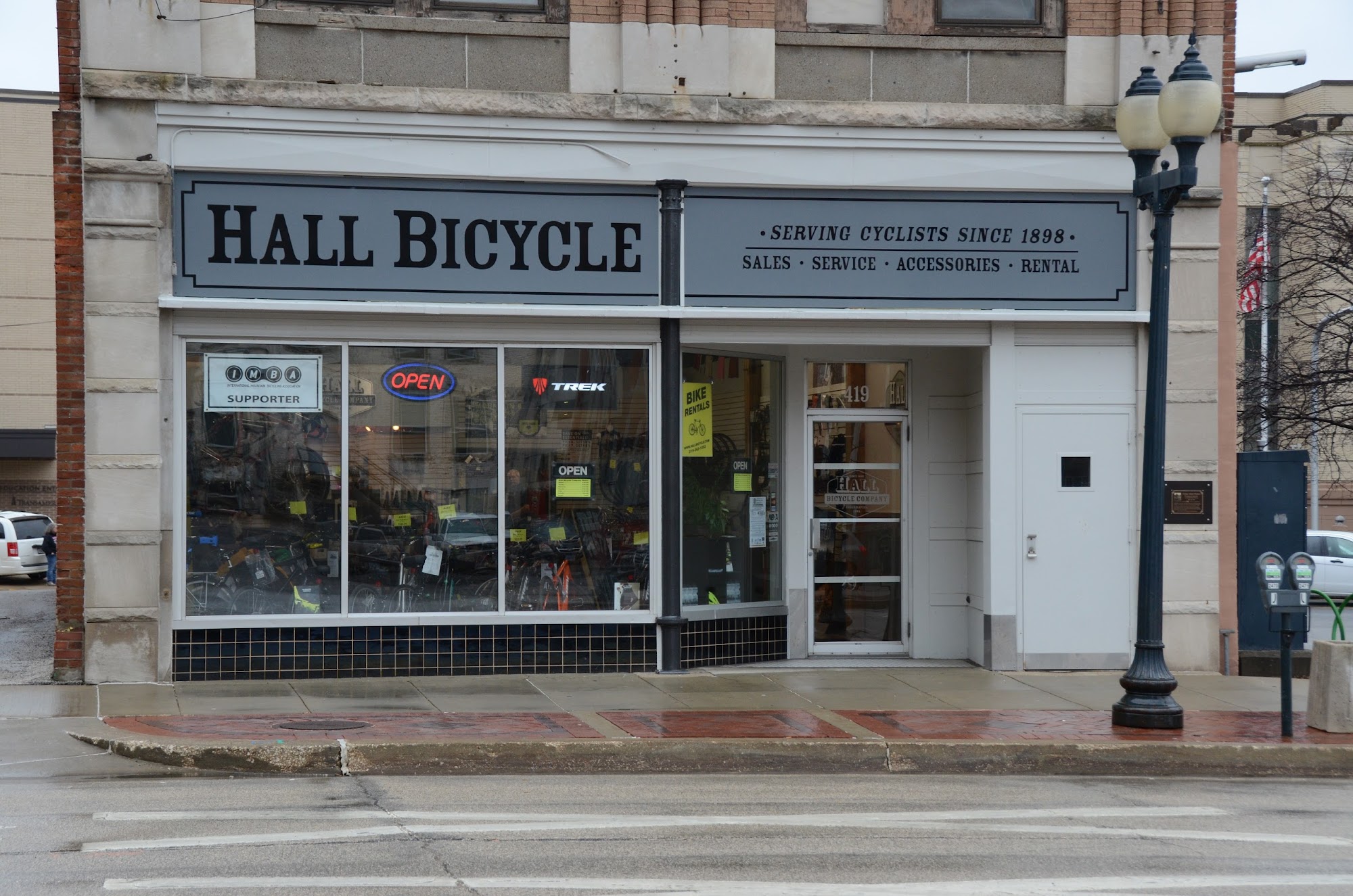 Hall Bicycle Company - Cedar Rapids