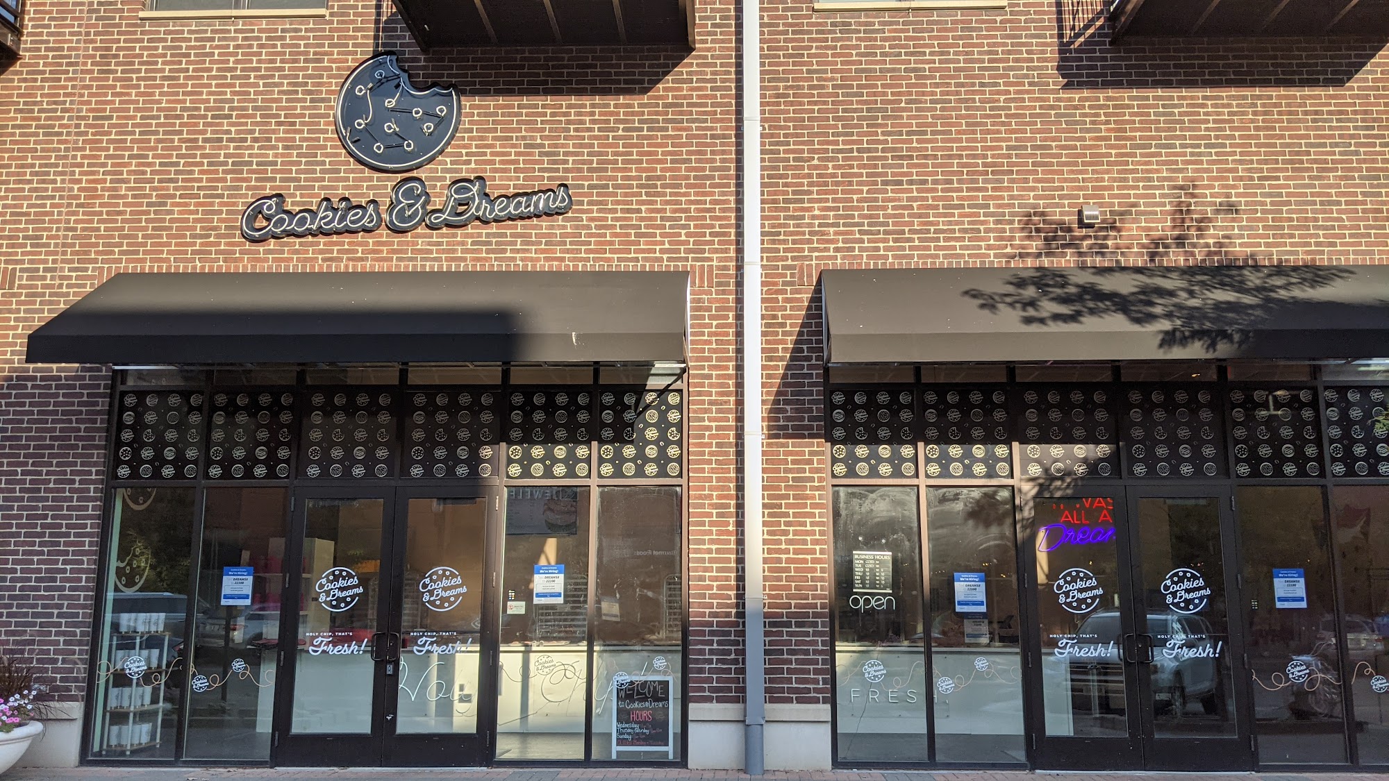 Cookies and Dreams 901 E 2nd Ave, Coralville