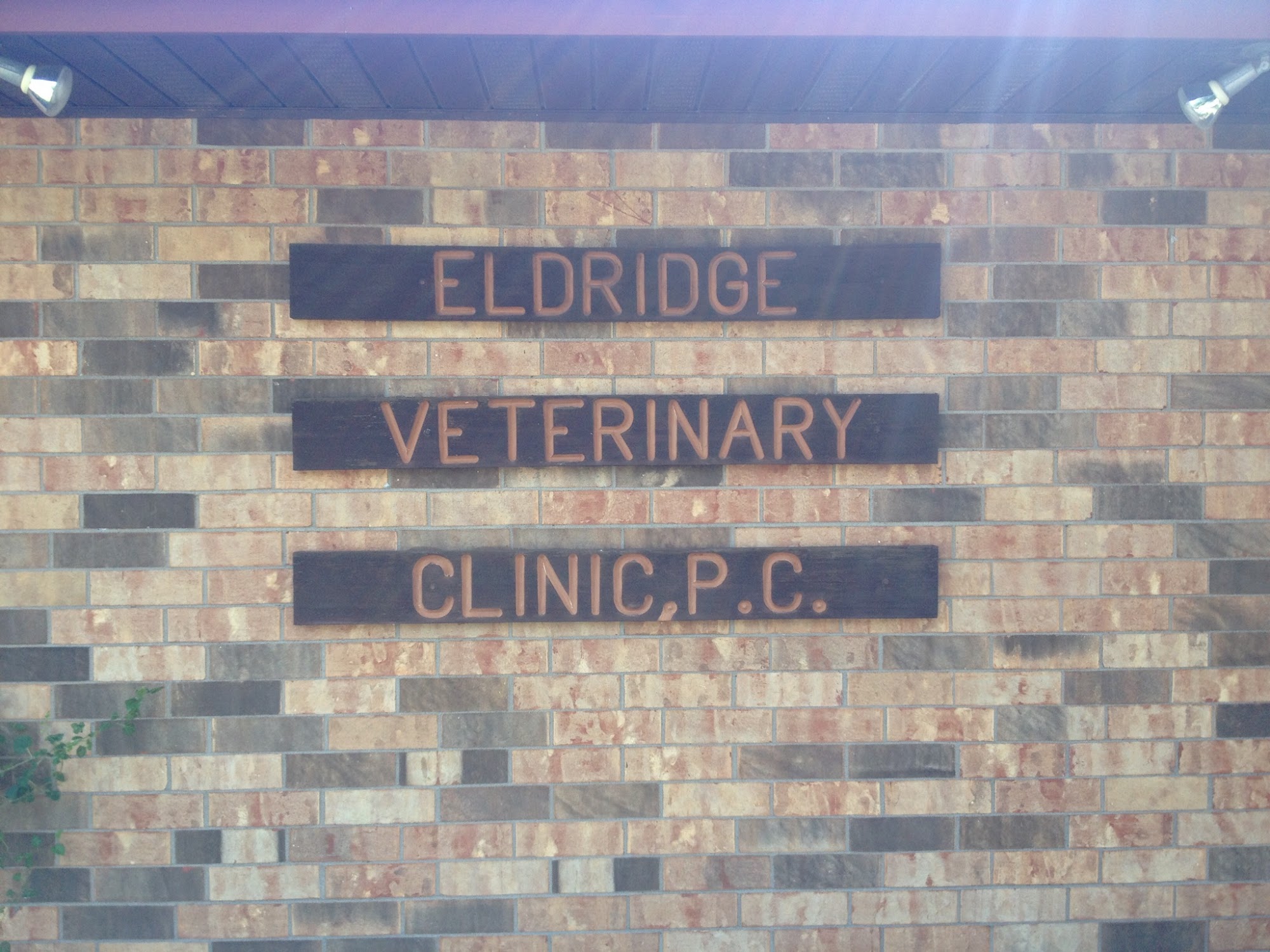 Eldridge Veterinary Clinic P.C.