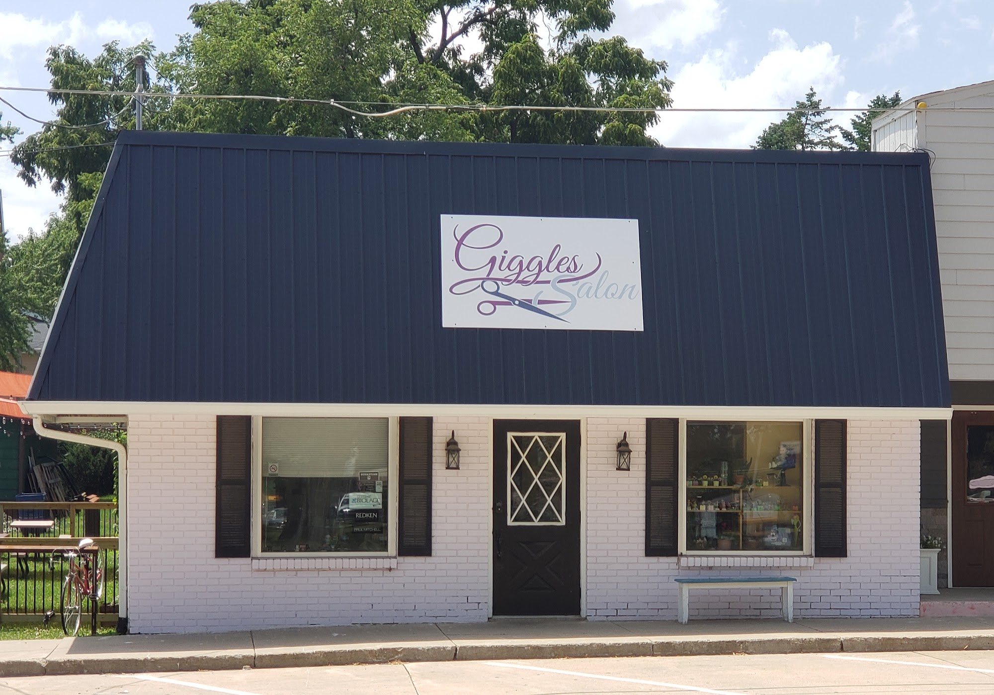 Giggles 210 E Van Dorn St, Polk City Iowa 50226