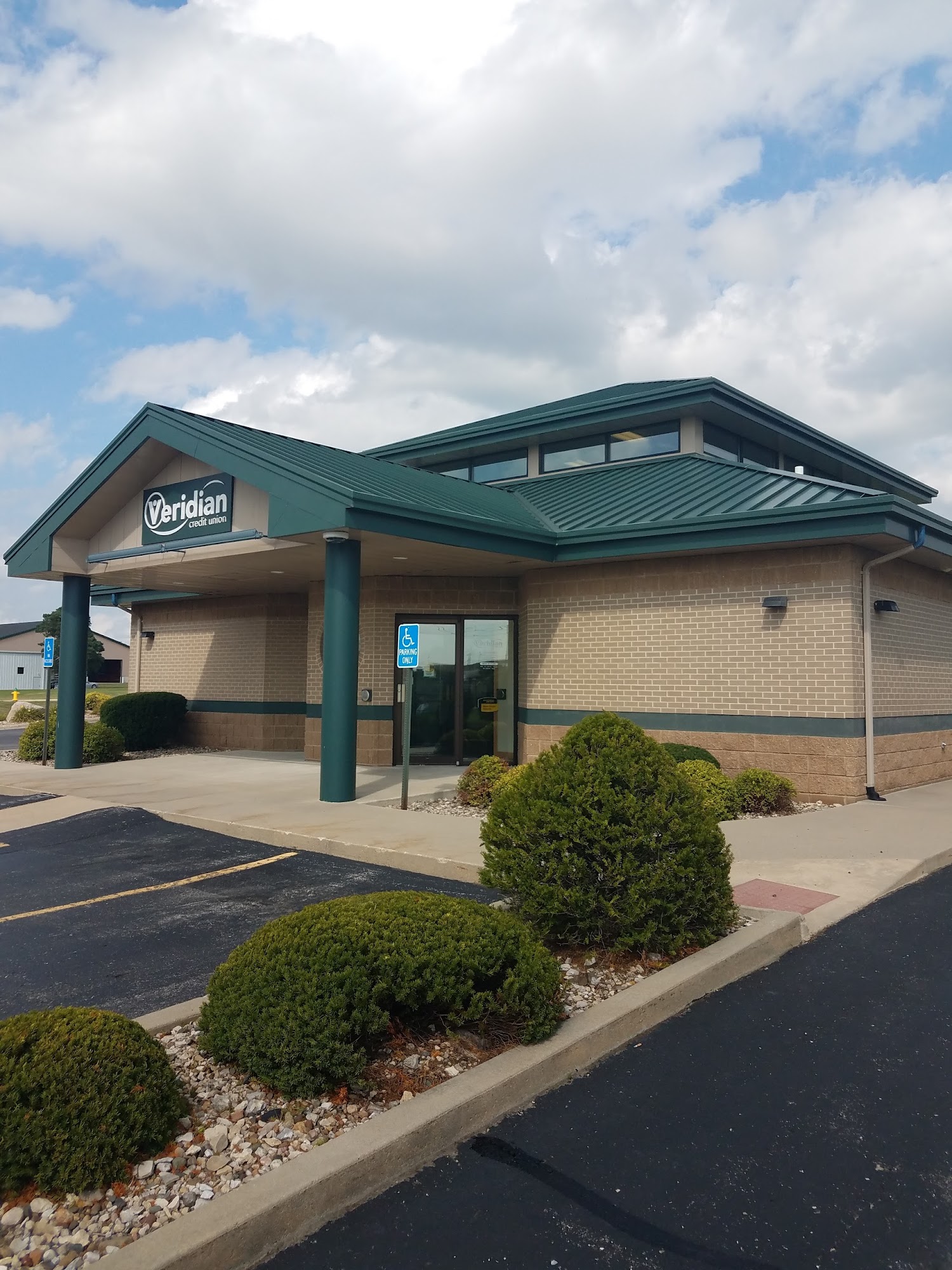 VERIDIAN CREDIT UNION - Waverly IA - Hours, Directions, Reviews ...