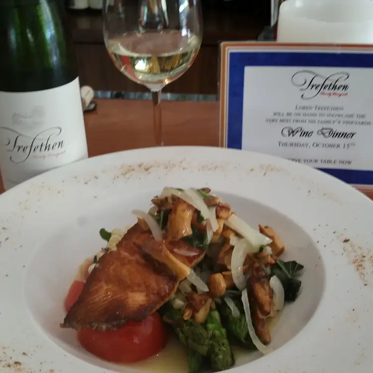 Photo credit: opentable
