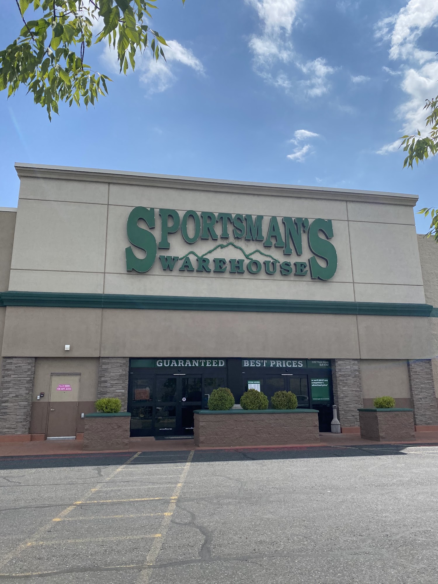 Sportsman's Warehouse