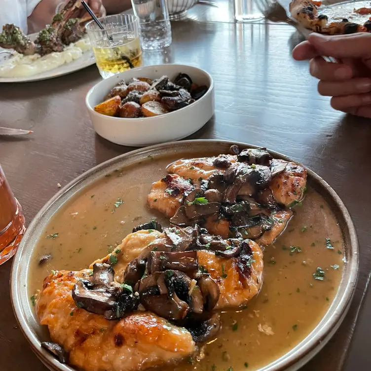 Photo credit: opentable