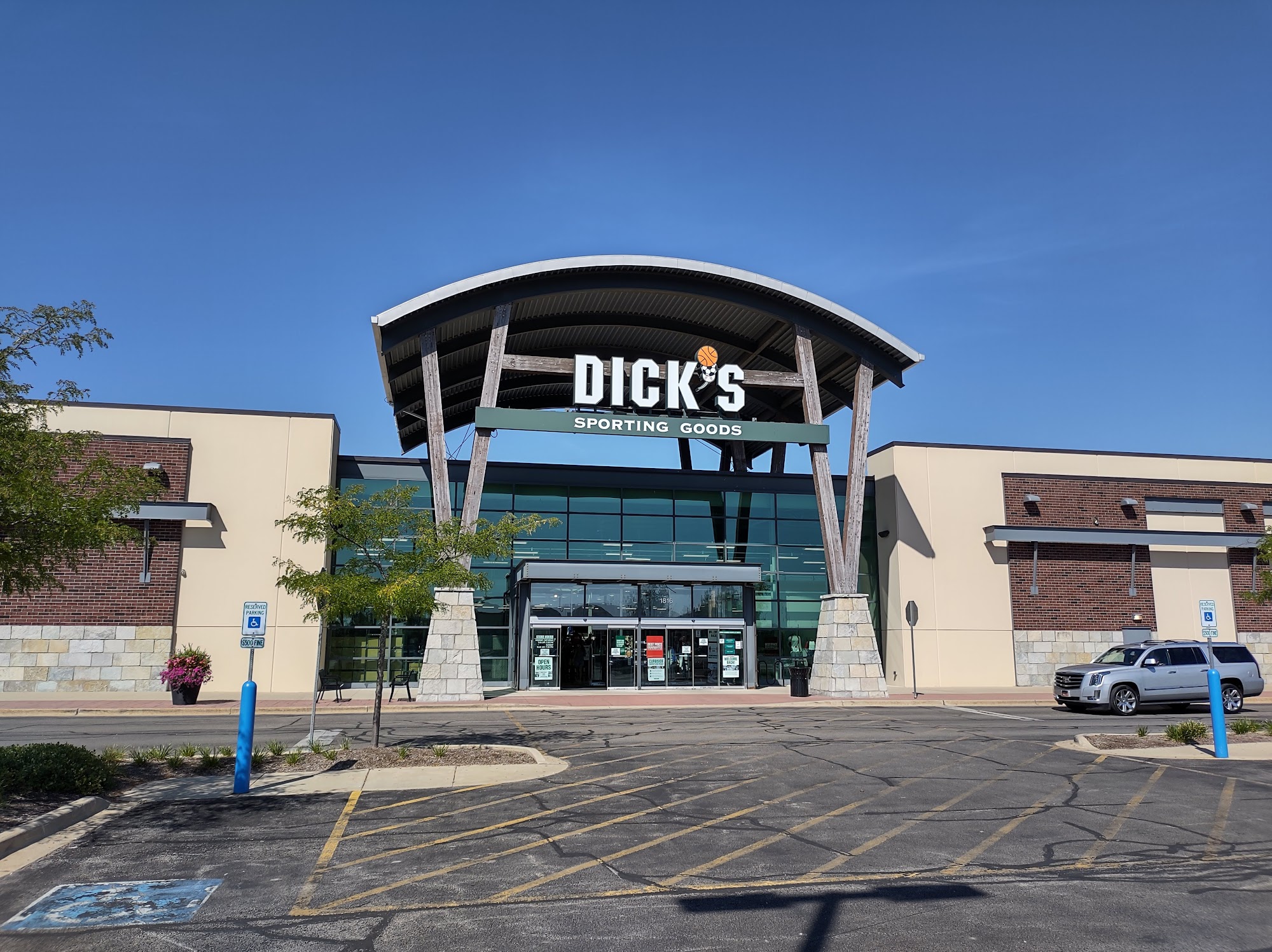 DICK'S Sporting Goods