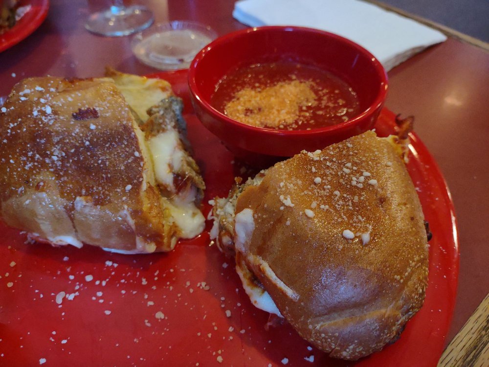 The 30 Best Restaurants In Belleville Il - Dec 2021 Selection By Restaurantji The 30 Best Restaurants In Belleville Il - Dec 2021 Selection By Restaurantji