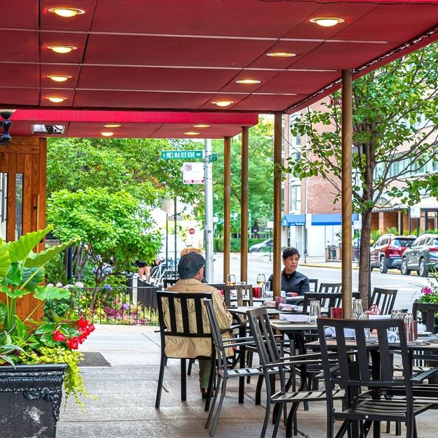 Photo credit: opentable