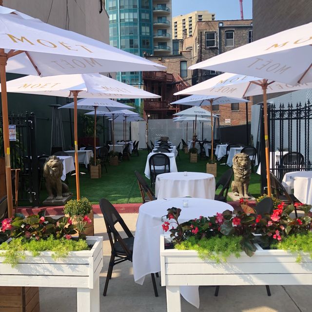 Photo credit: opentable