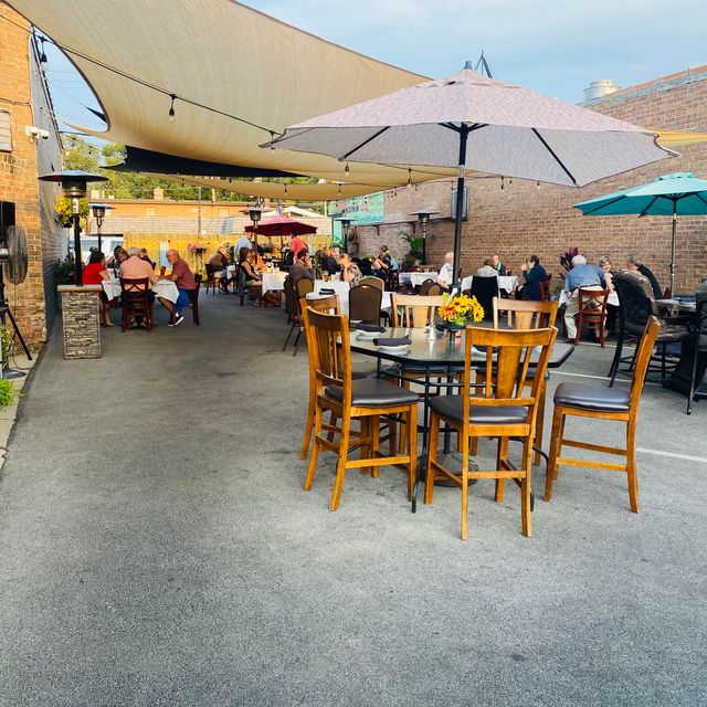 Photo credit: opentable