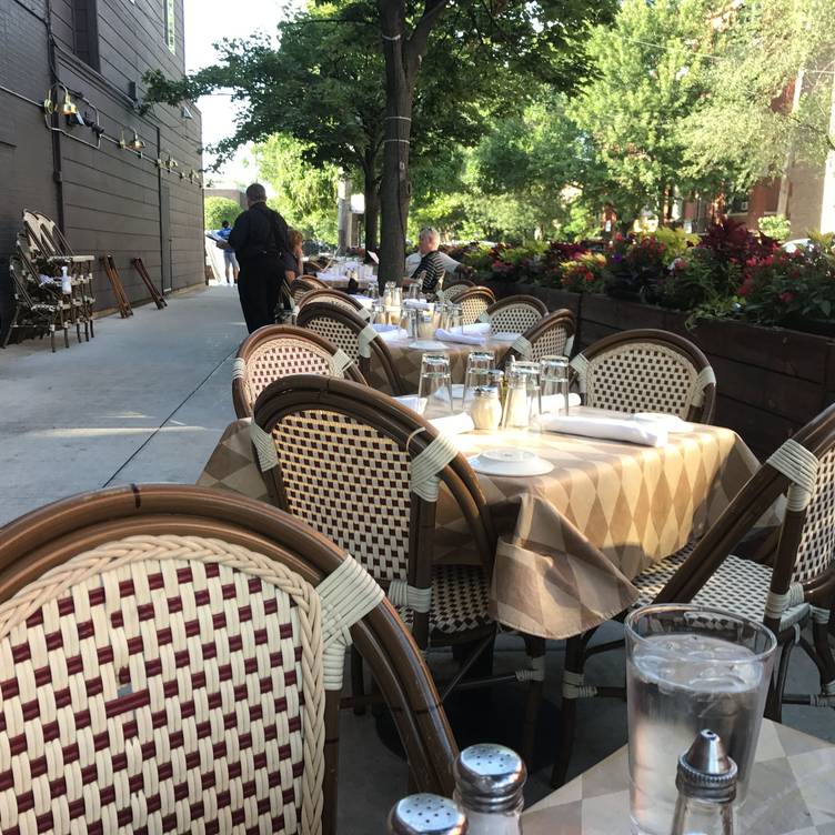 Photo credit: opentable