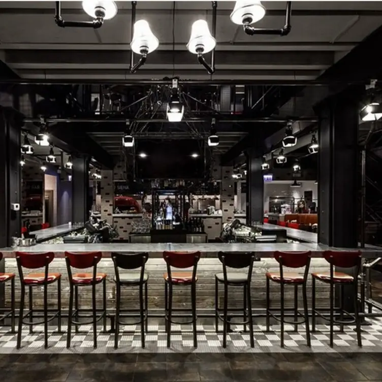 Photo credit: opentable