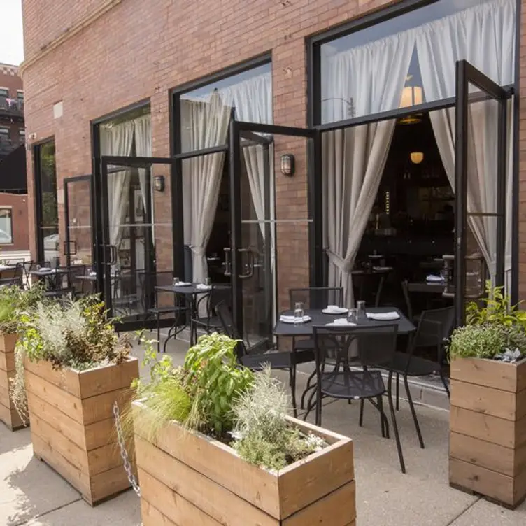 Photo credit: opentable