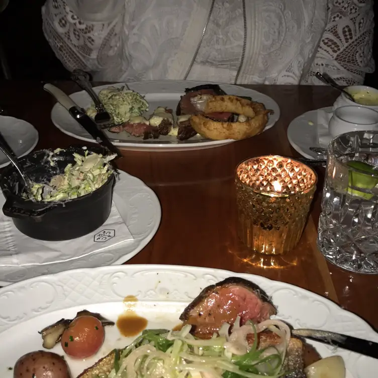 Photo credit: opentable