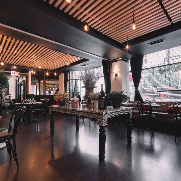 Photo credit: opentable