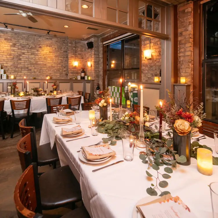 Photo credit: opentable