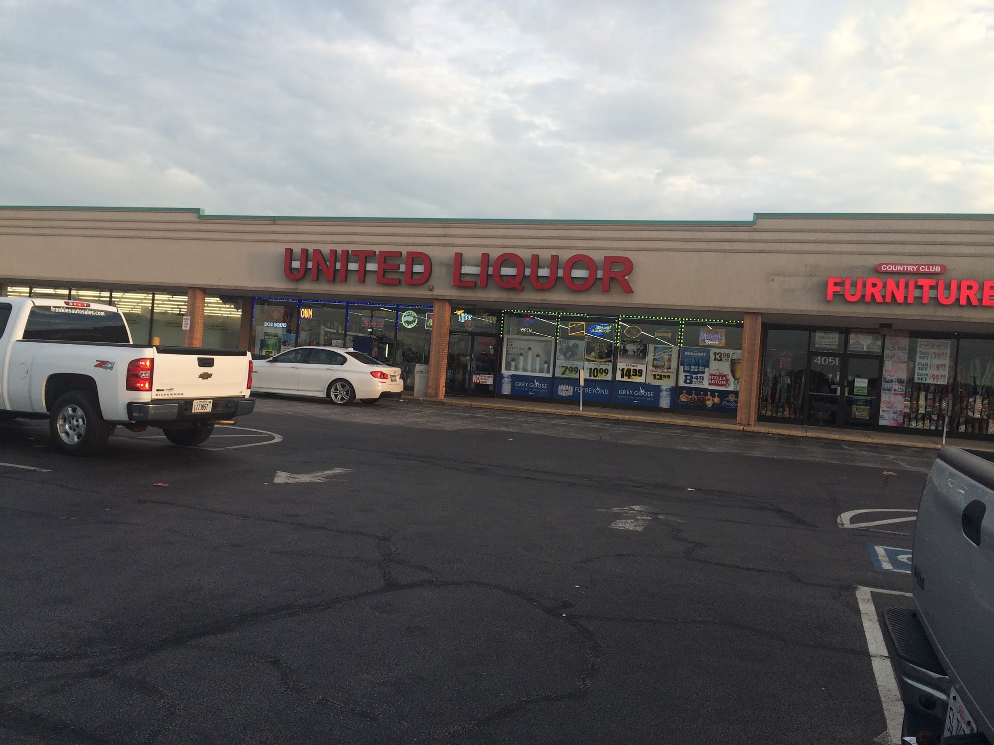 United liquor Mart