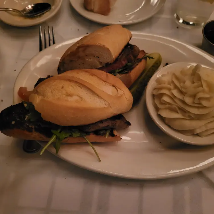 Photo credit: opentable